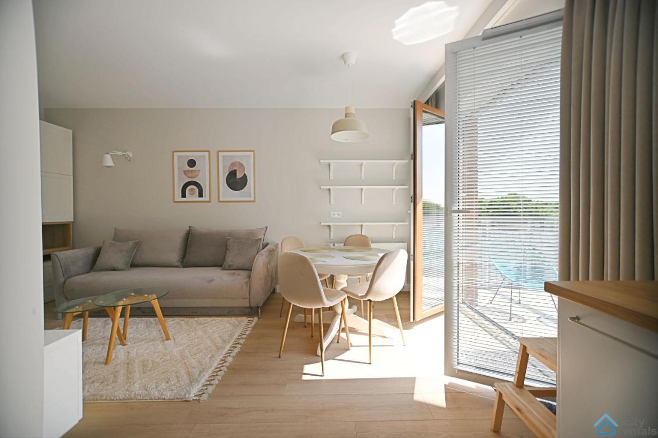 Beige 3City Apartment With Parking In Gdansk By Noclegi Renters Bagian luar foto